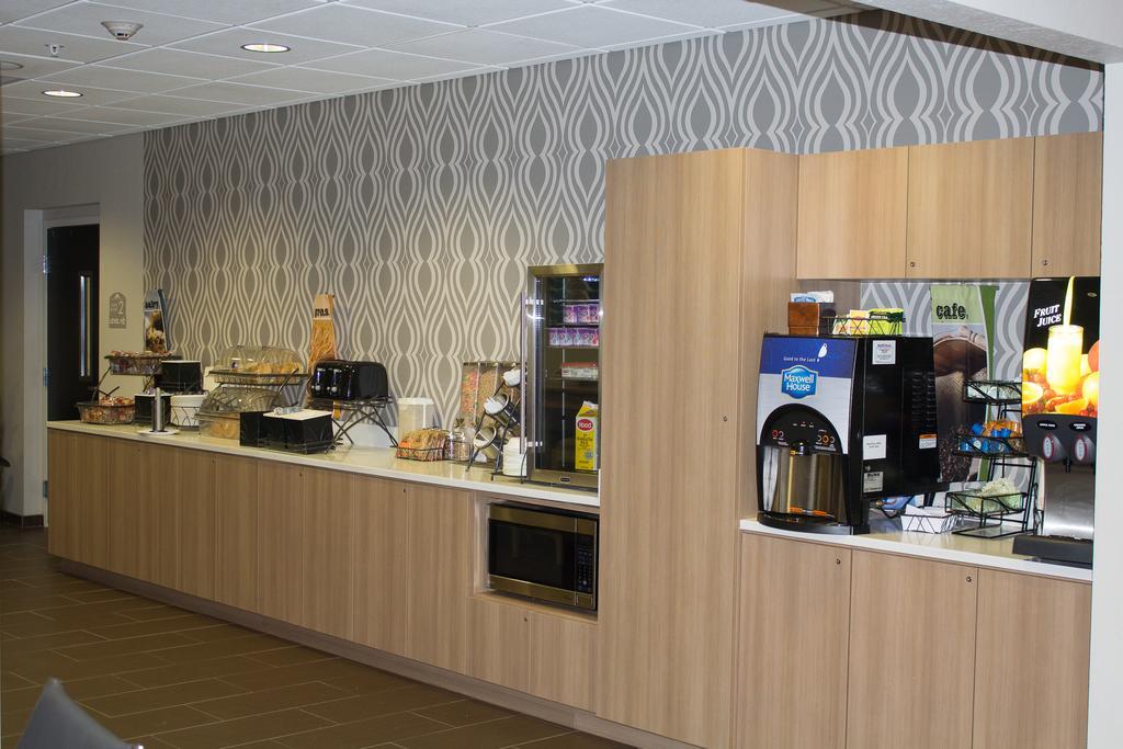 Microtel Inn & Suites By Wyndham - Penn Yan Bagian luar foto