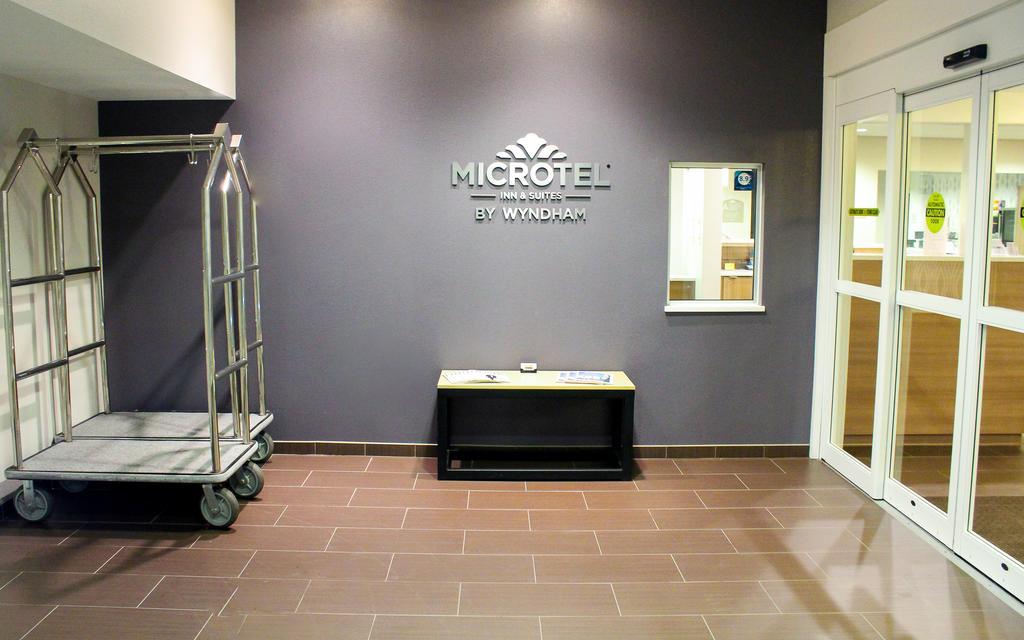Microtel Inn & Suites By Wyndham - Penn Yan Bagian luar foto