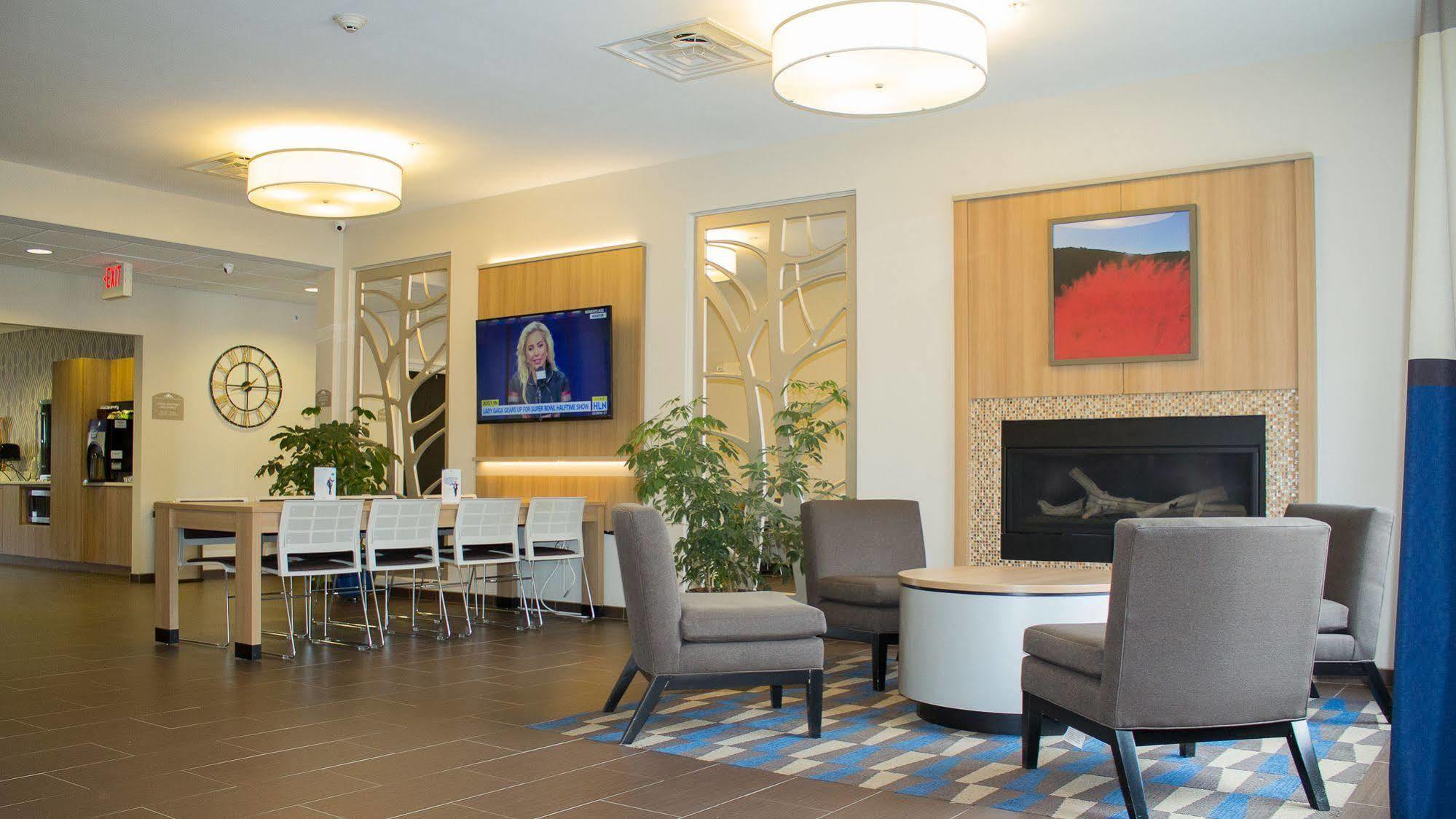 Microtel Inn & Suites By Wyndham - Penn Yan Bagian luar foto