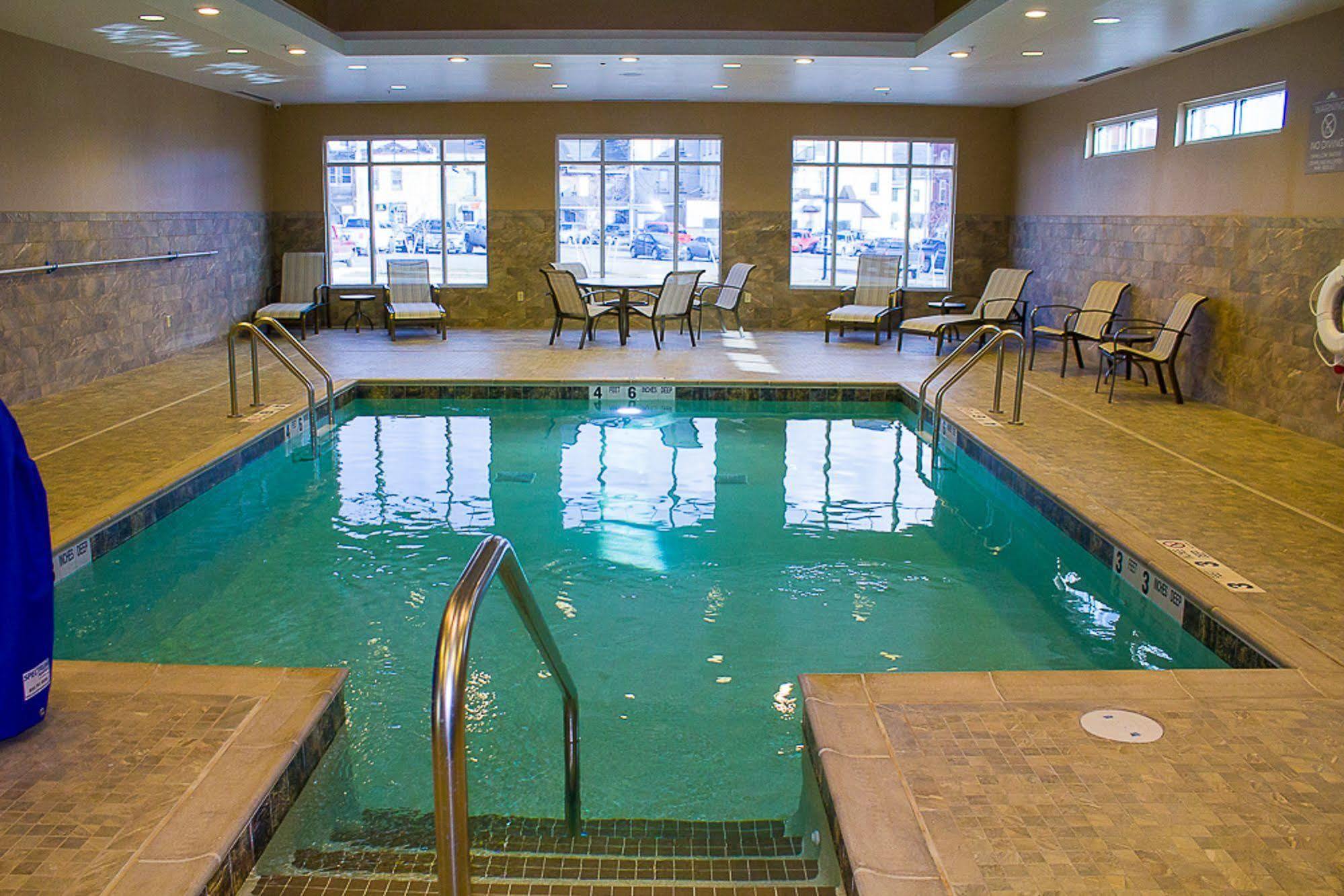 Microtel Inn & Suites By Wyndham - Penn Yan Bagian luar foto
