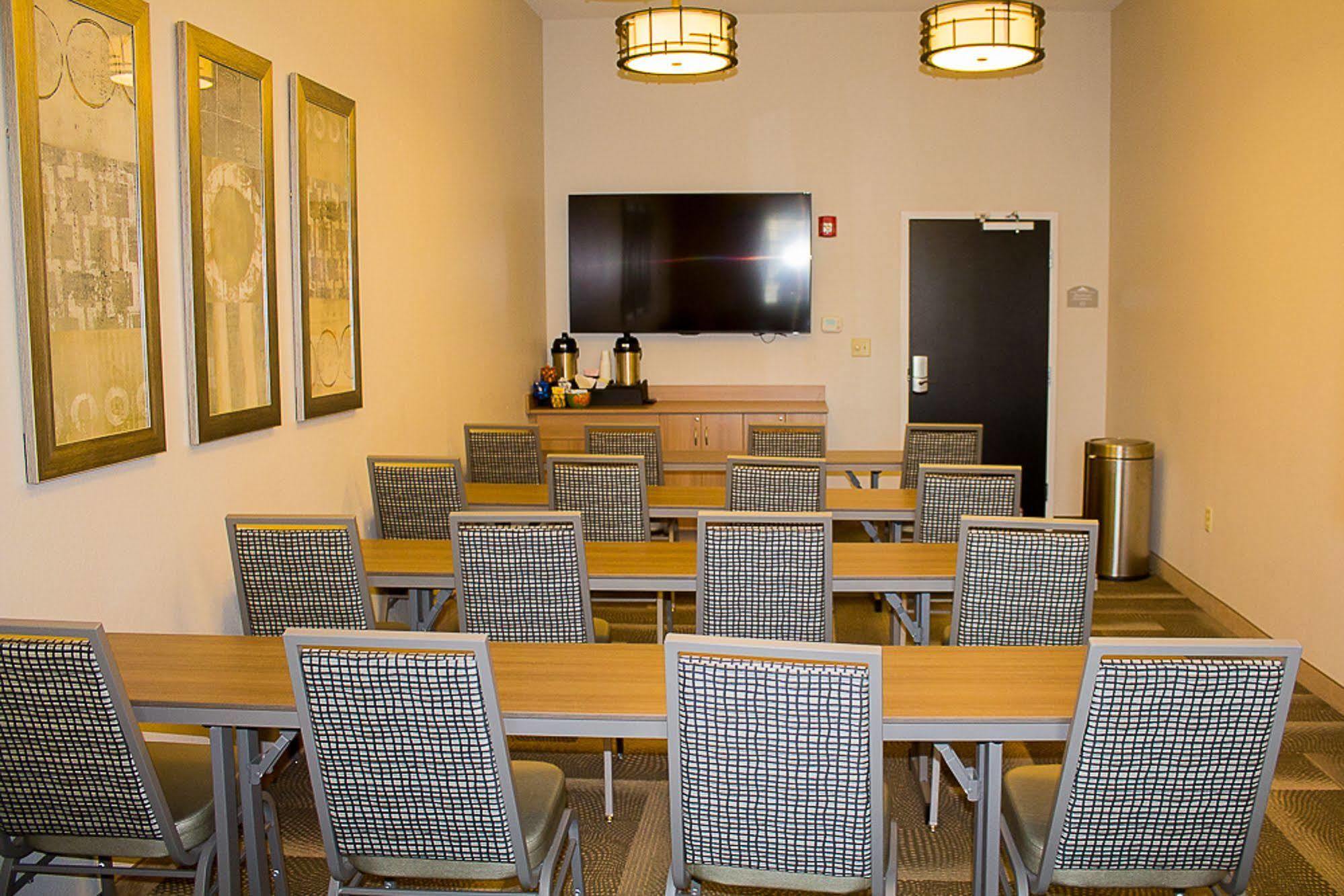Microtel Inn & Suites By Wyndham - Penn Yan Bagian luar foto