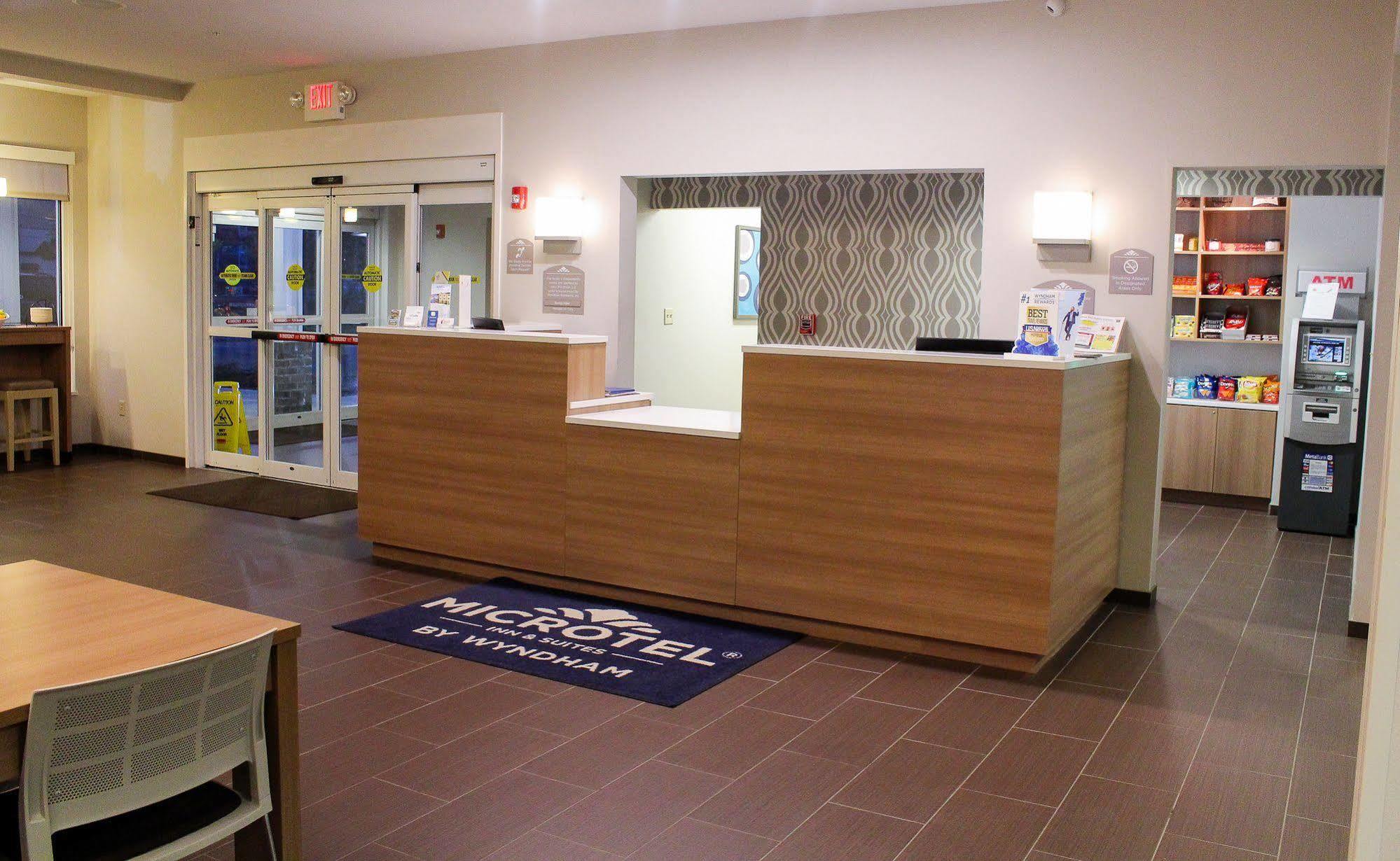 Microtel Inn & Suites By Wyndham - Penn Yan Bagian luar foto
