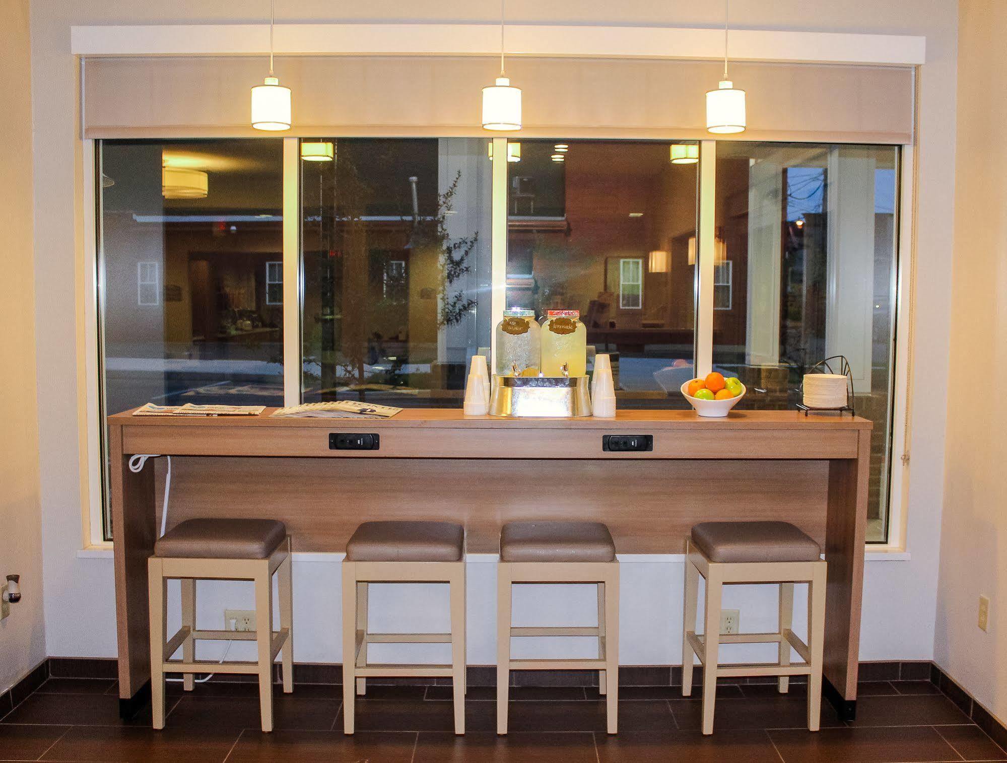 Microtel Inn & Suites By Wyndham - Penn Yan Bagian luar foto